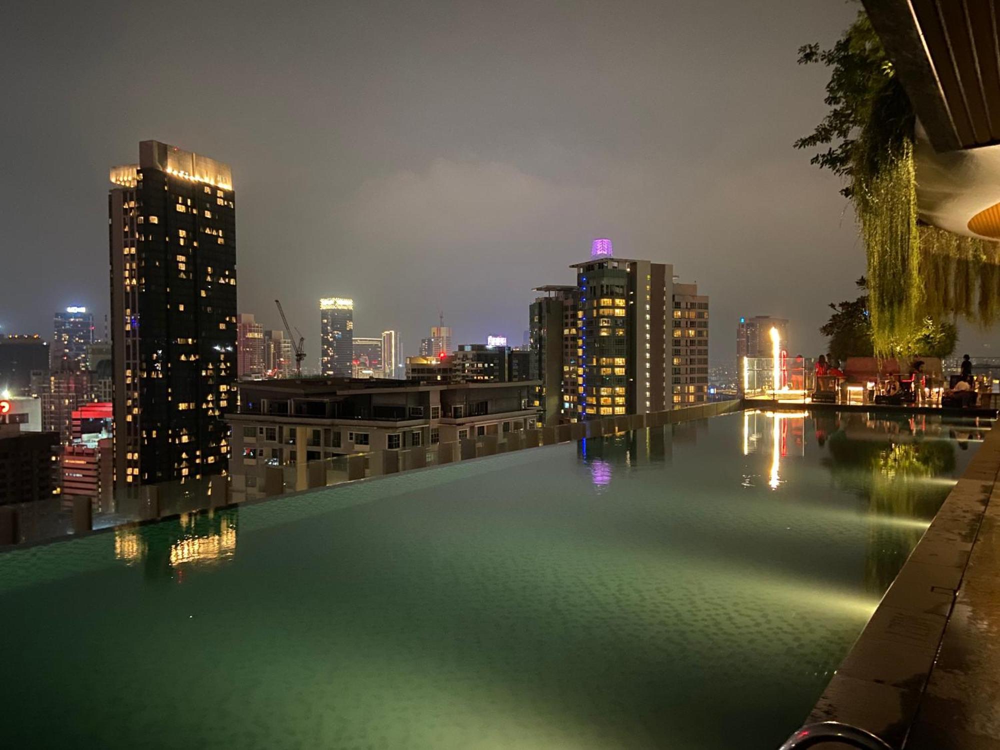 Ceylonz Suites Klcc By Staybliss Kuala Lumpur Exterior photo