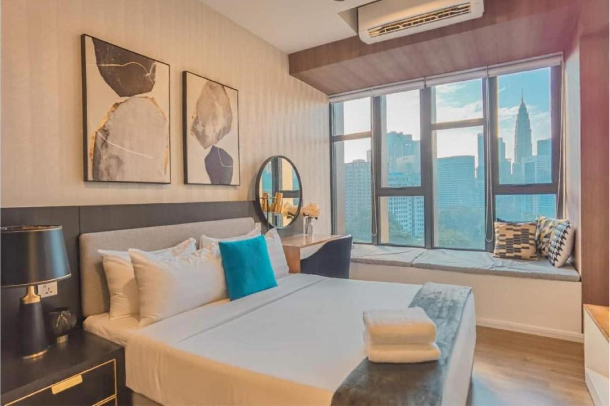 Ceylonz Suites Klcc By Staybliss Kuala Lumpur Exterior photo