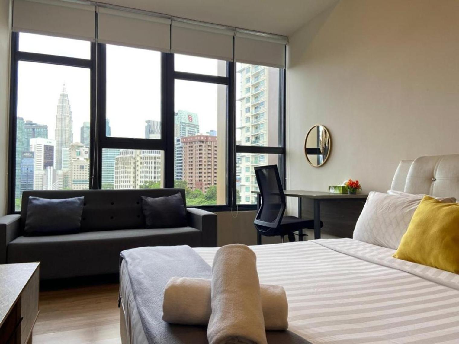 Ceylonz Suites Klcc By Staybliss Kuala Lumpur Exterior photo